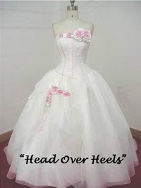 Head Over Heels Bridal Studio 1080954 Image 0